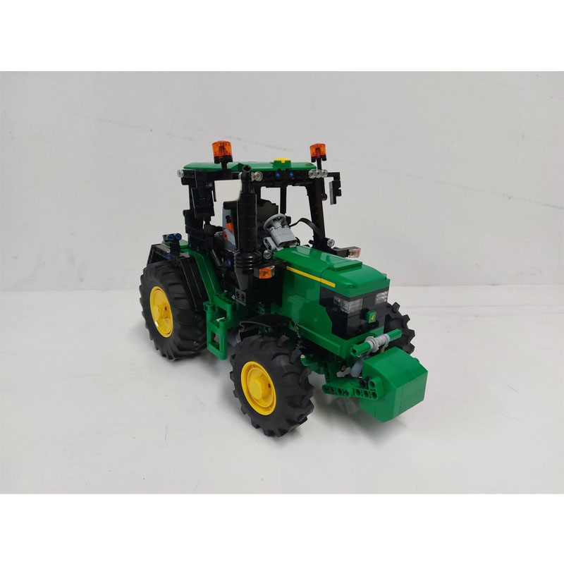 MOC-14619 Urban Farming Tracto - огляд і ціна Urban Farming Building